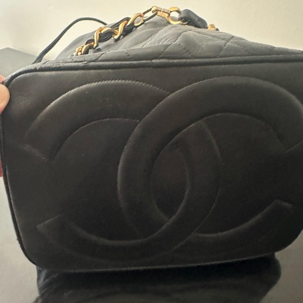 CHANEL Black Leather Bucket Bag with Gold Chain - Picture 7 of 15
